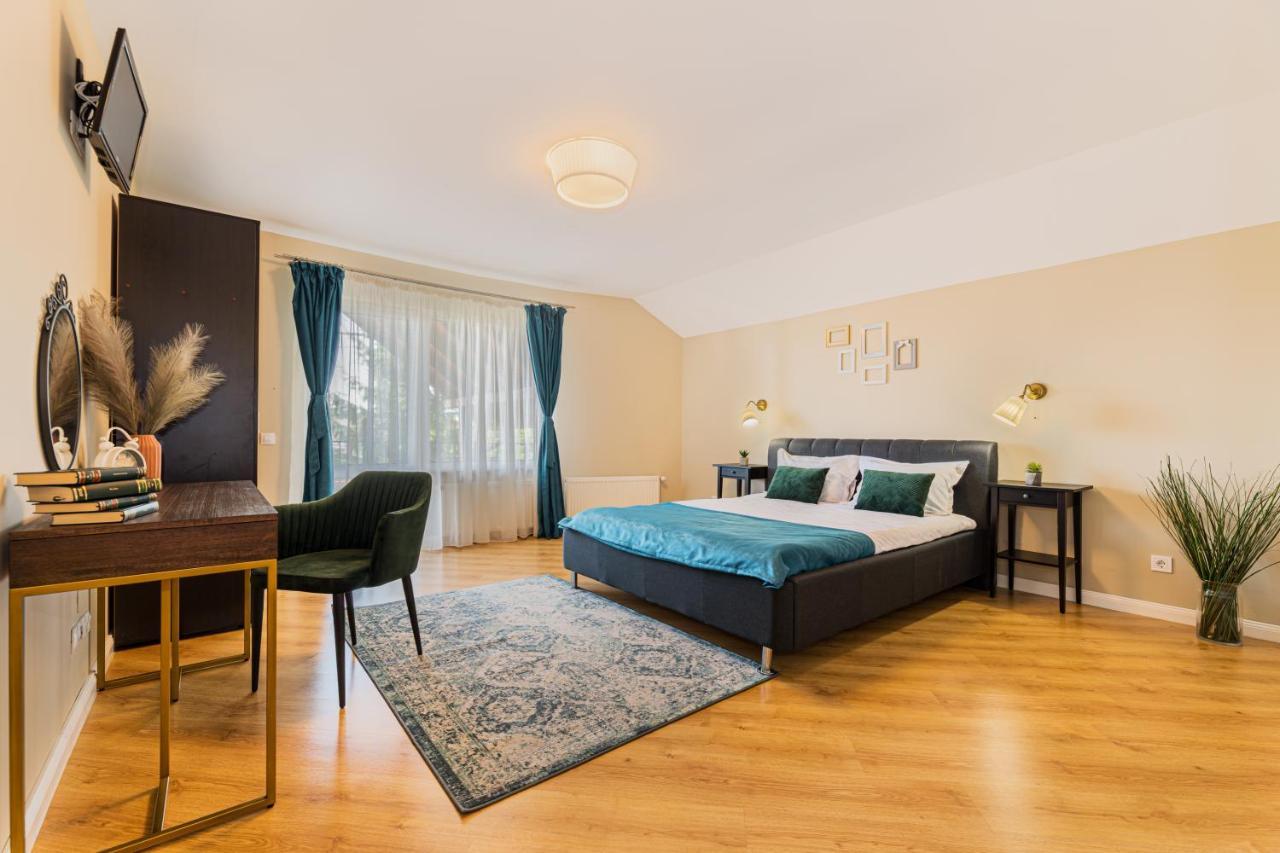 Orchard Villa Brasov Luaran gambar