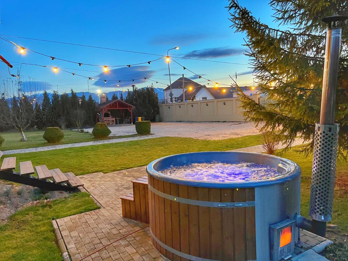 Orchard Villa Brasov Luaran gambar