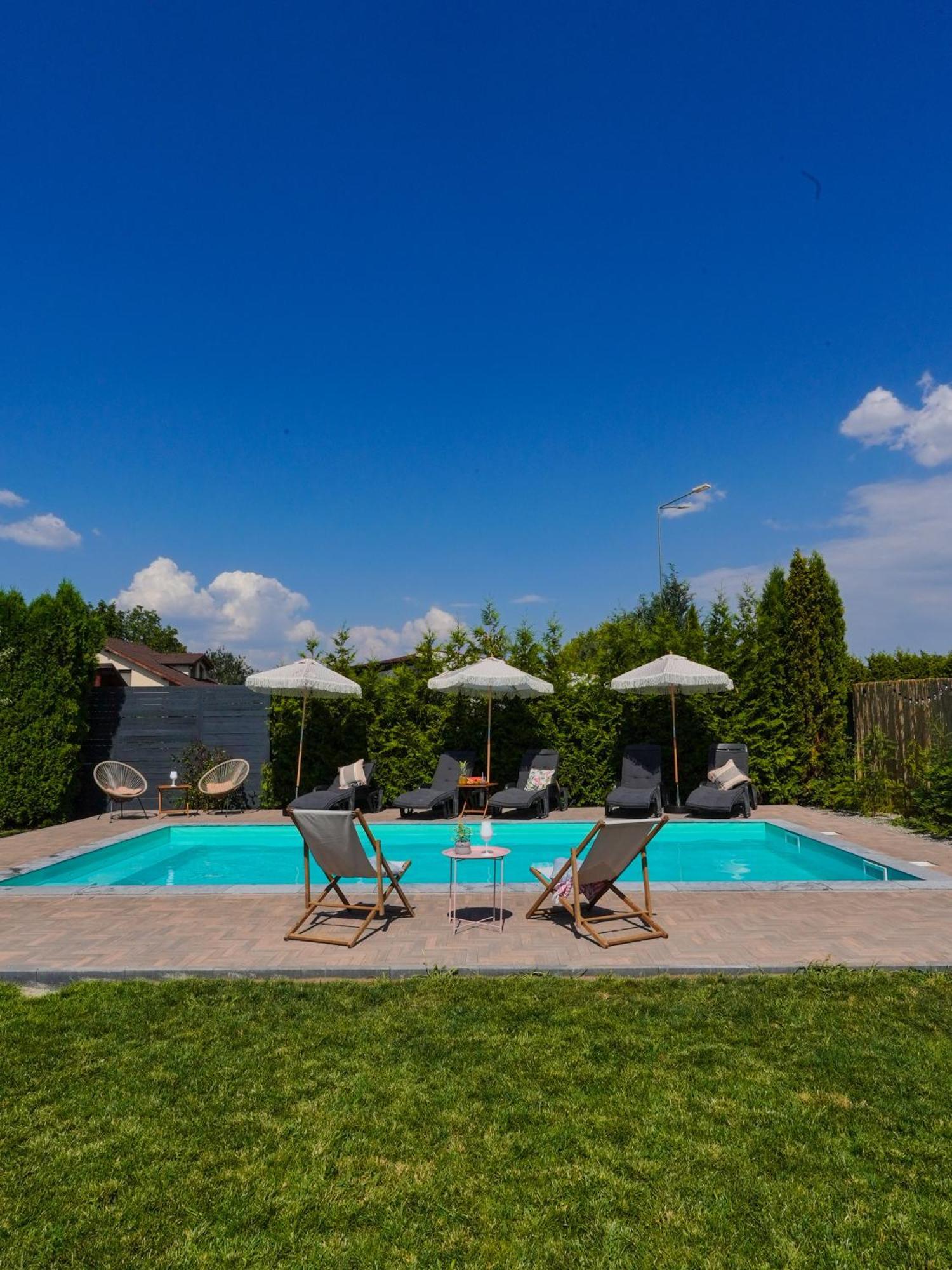 Orchard Villa Brasov Luaran gambar